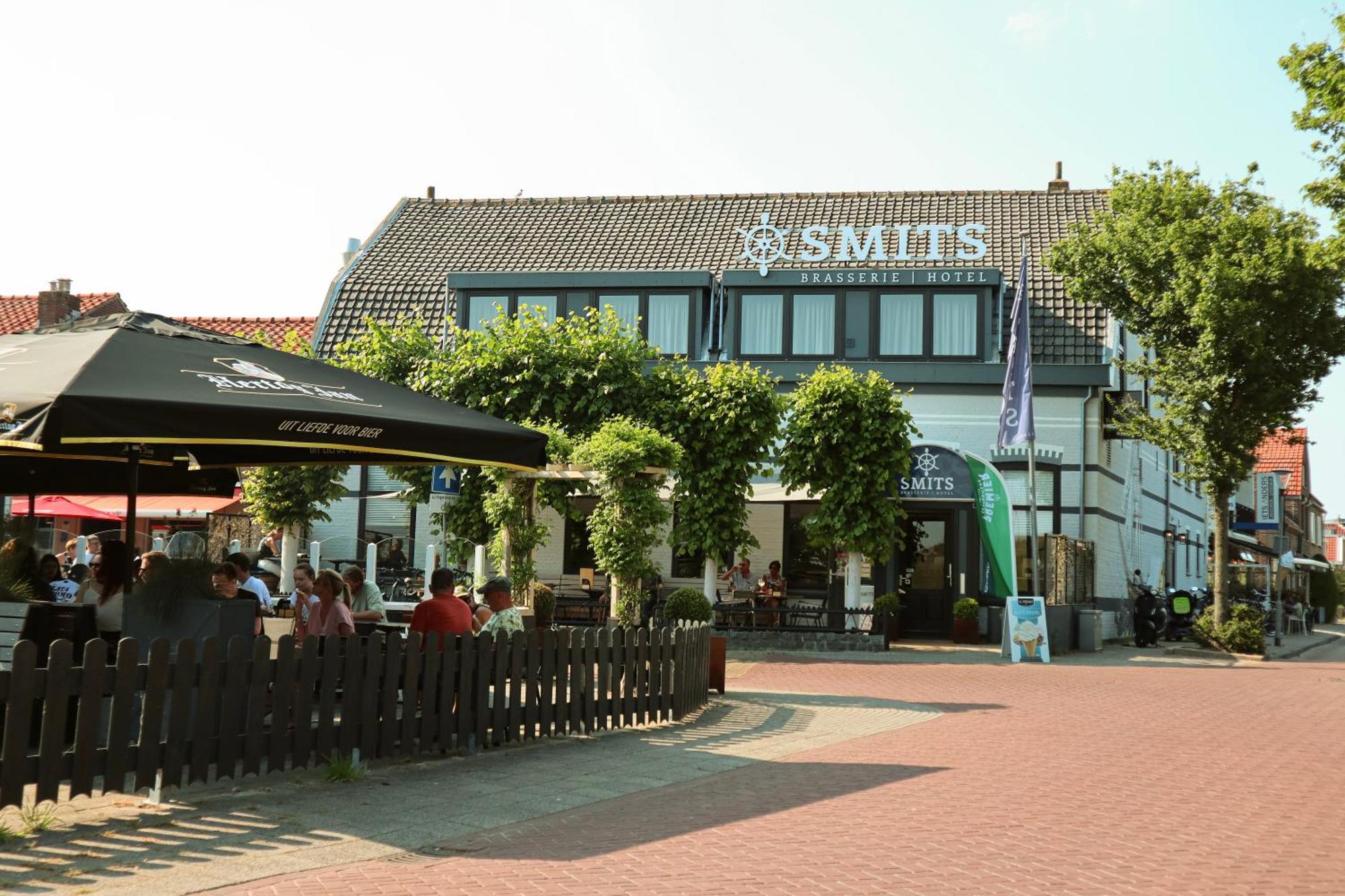 Hotel Brasserie Smits เวเมลดิงเงอ ภายนอก รูปภาพ
